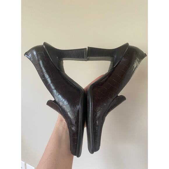 Nine west brown croc - Gem Brown Y2K Nine West Leather Croc Loafer Heels Size 7